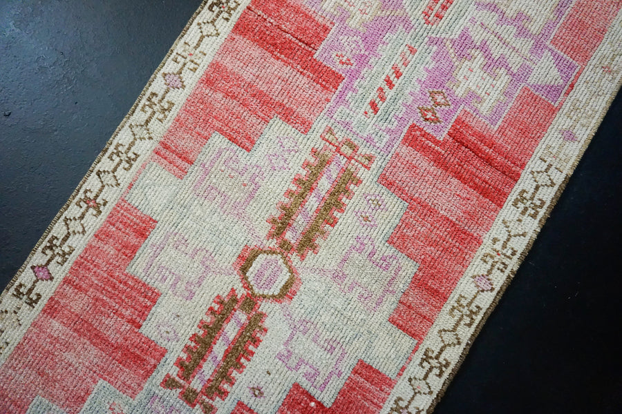 2’8 x 11’2 Herki Runner Muted Reds, Cream and Gray