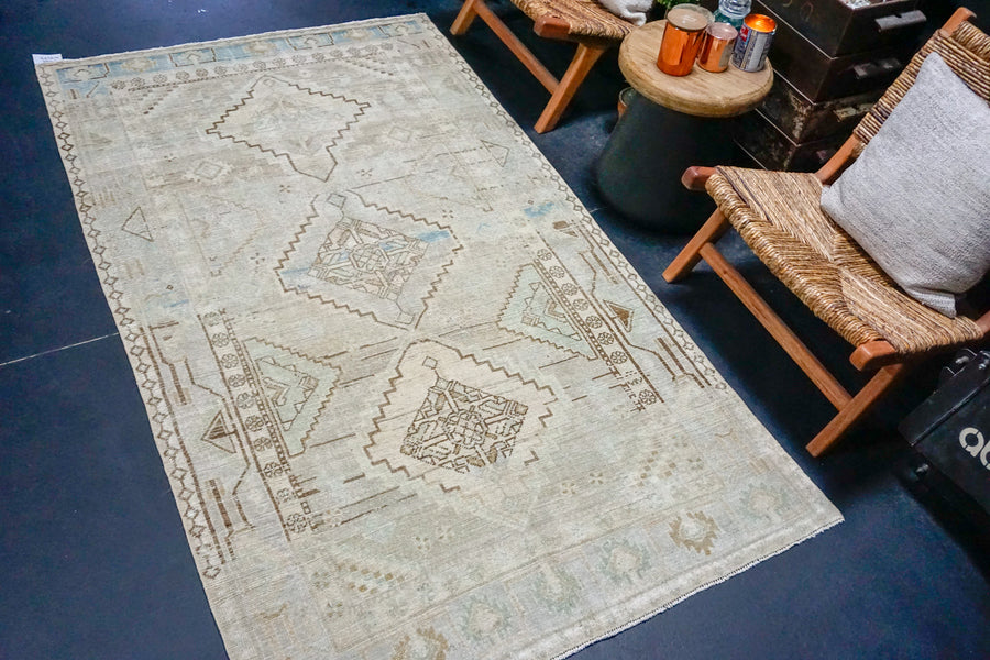 4’3 x 7’6 Classic Antique Rug Muted Beige, Sea Green + Denim SB