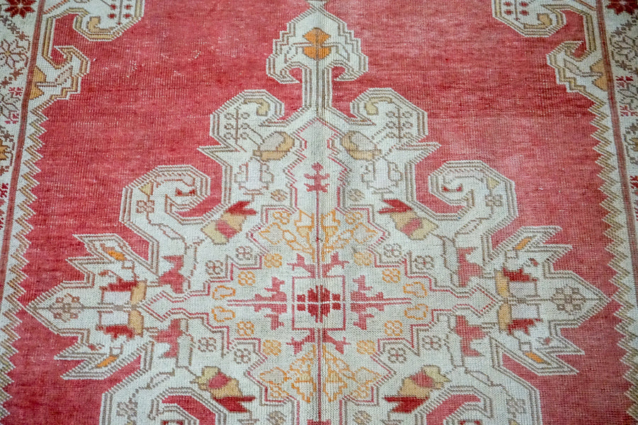 4’7 x 7’1 Vintage Turkish Oushak Rug Muted Red, Creamy Beige and Honey Carpet