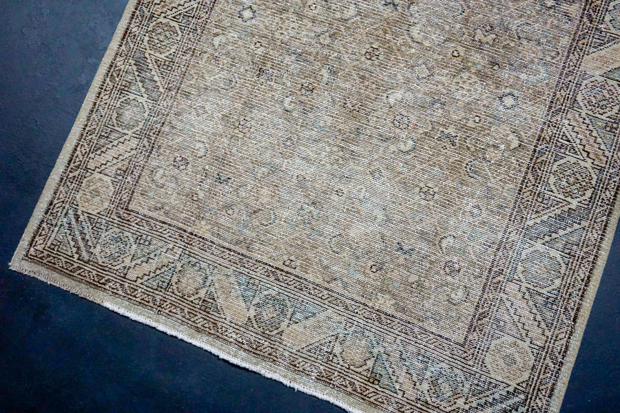 3’9 x 10’6 Classic Vintage Runner Muted Camel Beige & Brown SB
