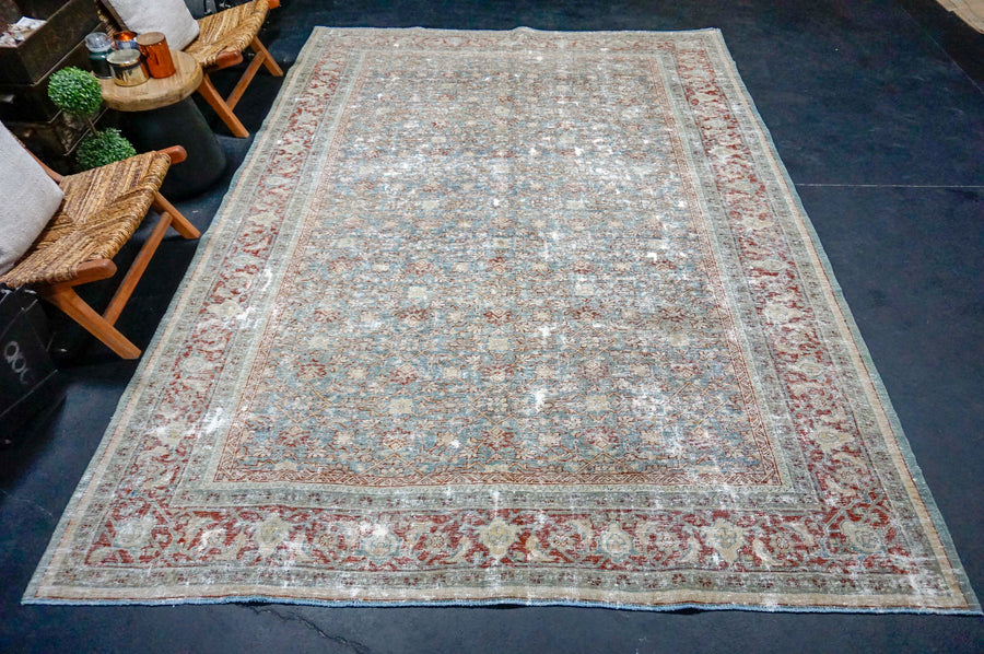 7’6 x 10’8 Classic Antique Rug Muted Blue, Red + Seafoam Green SB