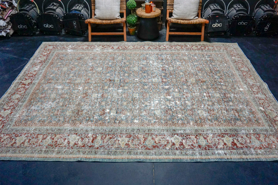 7’6 x 10’8 Classic Antique Rug Muted Blue, Red + Seafoam Green SB