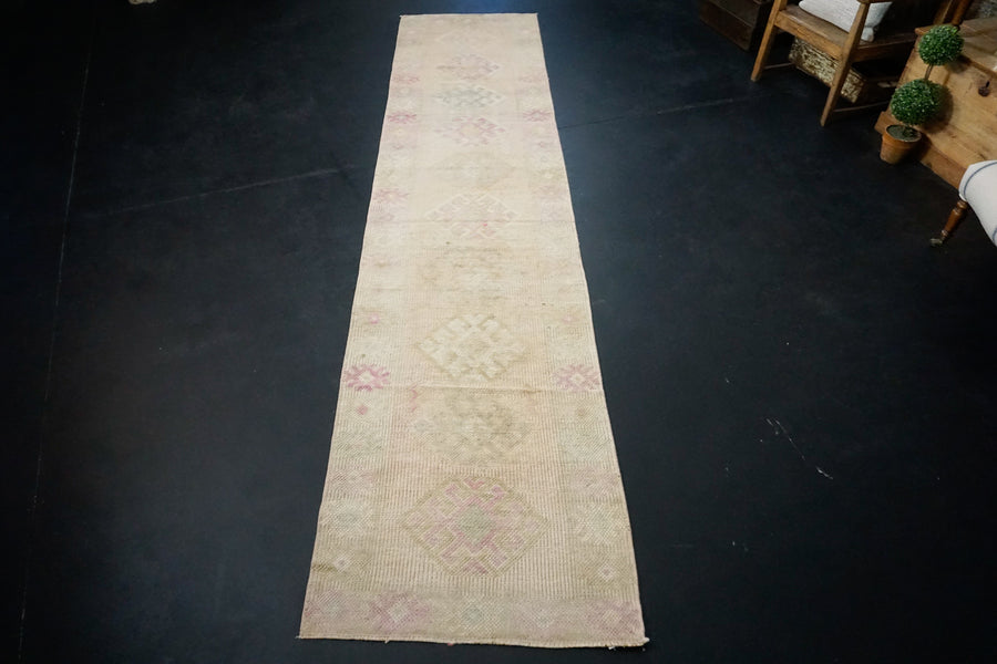 2’9 x 12’9 Herki Runner Muted Pink, Blush and Gray