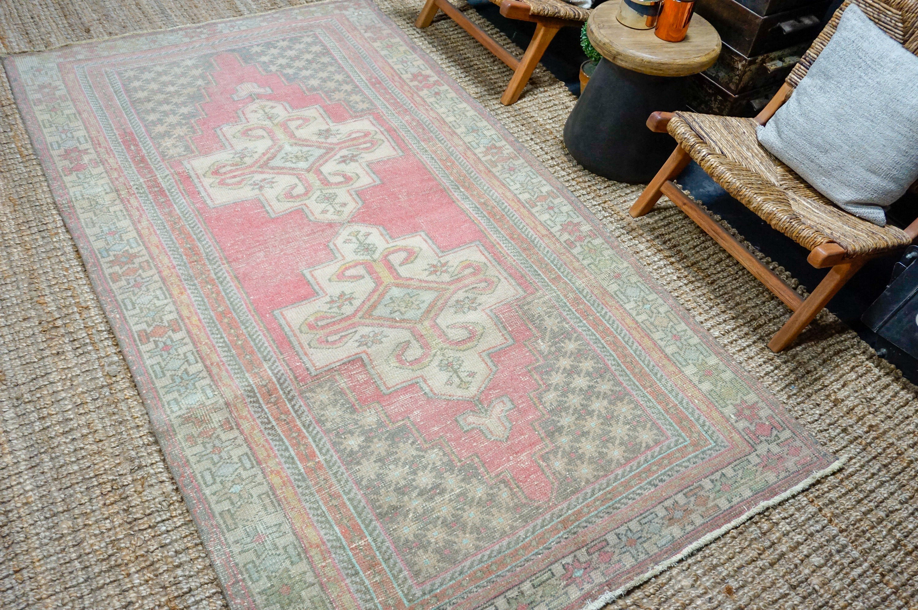 4’7 x 8’4 Vintage Oushak Rug Muted Coral, Gray & Beige '3481 Linda's Barn