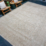 9’9 x 13’5 Classic Vintage Rug Muted Greige, Blue + Camel SB '4694