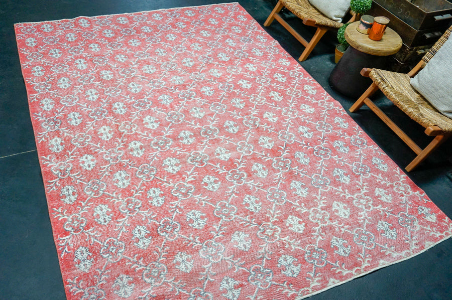 6’10 x 9’6 Vintage Oushak Rug Red, White + Charcoal