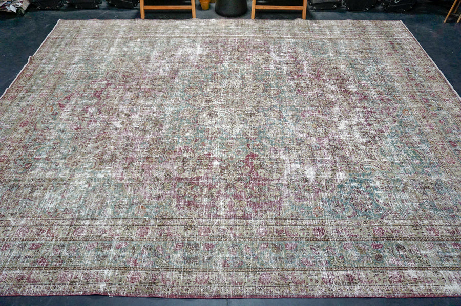 10’4 x 13’4 Classic Vintage Rug Violet, Turquoise & Gray