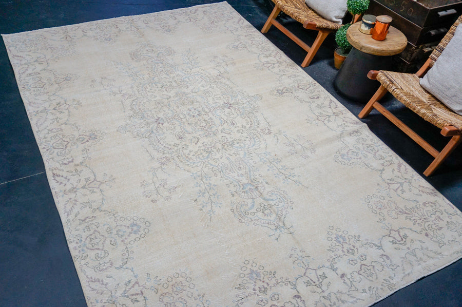 6’8 x 10’2 Vintage Oushak Rug Muted Beige, Powder Blue & Violet