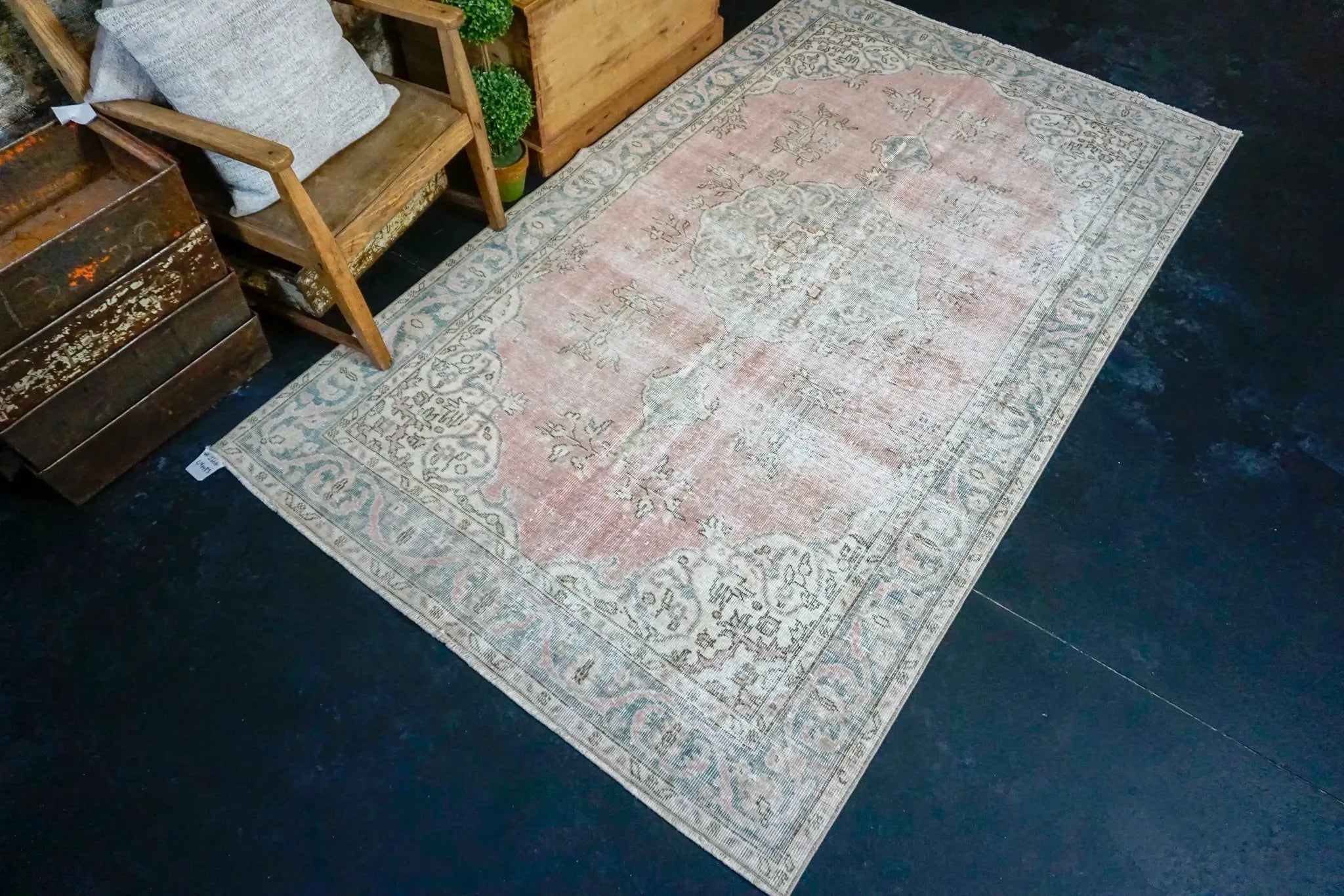 4’10 x 8’3 Vintage Turkish Oushak Rug Pink, Blue and Beige '2666 Linda's Barn