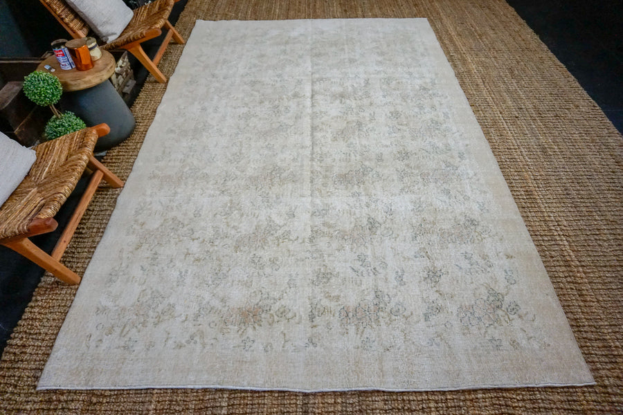 6’7 x 10’5 Vintage Oushak Rug Sand Beige, Copper and Green Carpet
