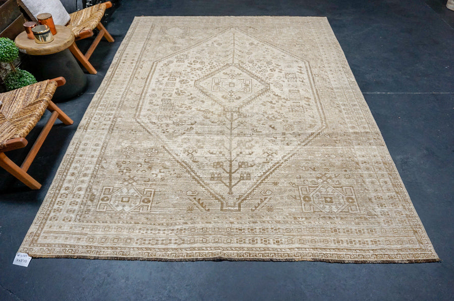 7’ x 9’10 Classic Antique Rug Muted Beige + Brown