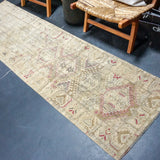 2’5 x 9’7 Classic Antique Runner Dark Camel, Taupe + Wine '4656