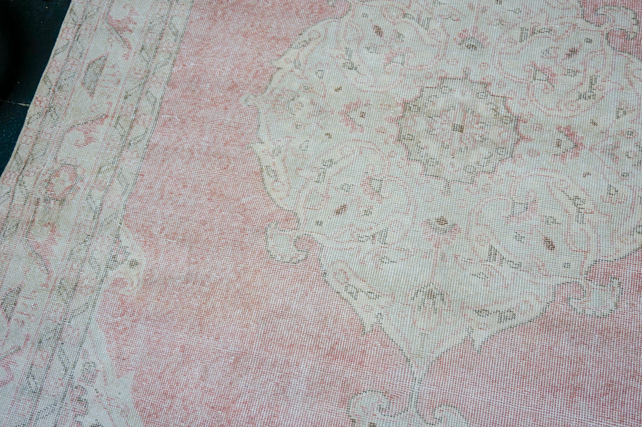 6’10 x 10’2 Vintage Oushak Rug Muted Pink, Gray and Cream