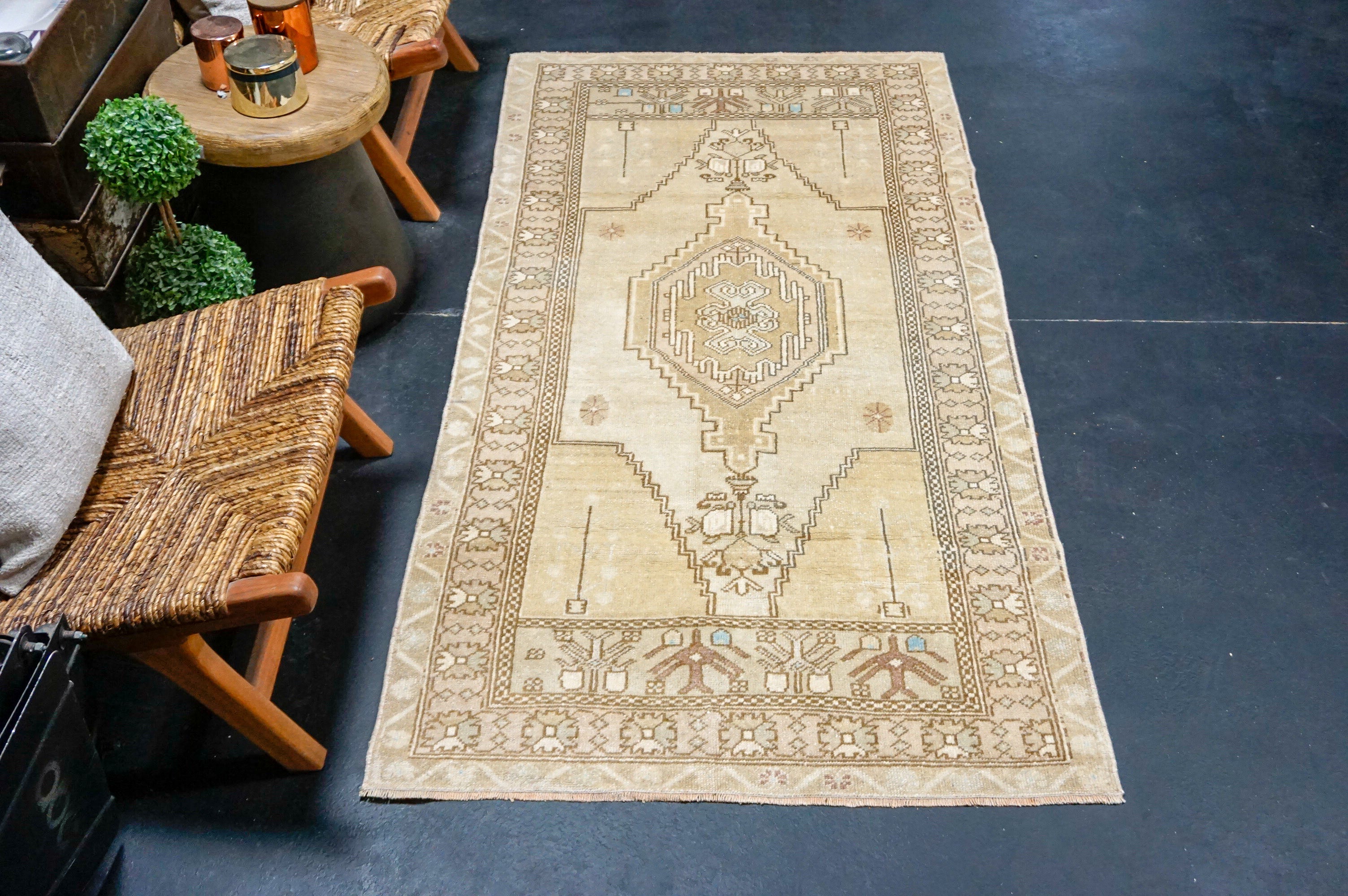 3’4 x 6’8 Vintage Rug Muted Camel Beige, Sage & Aqua '4145 Linda's Barn
