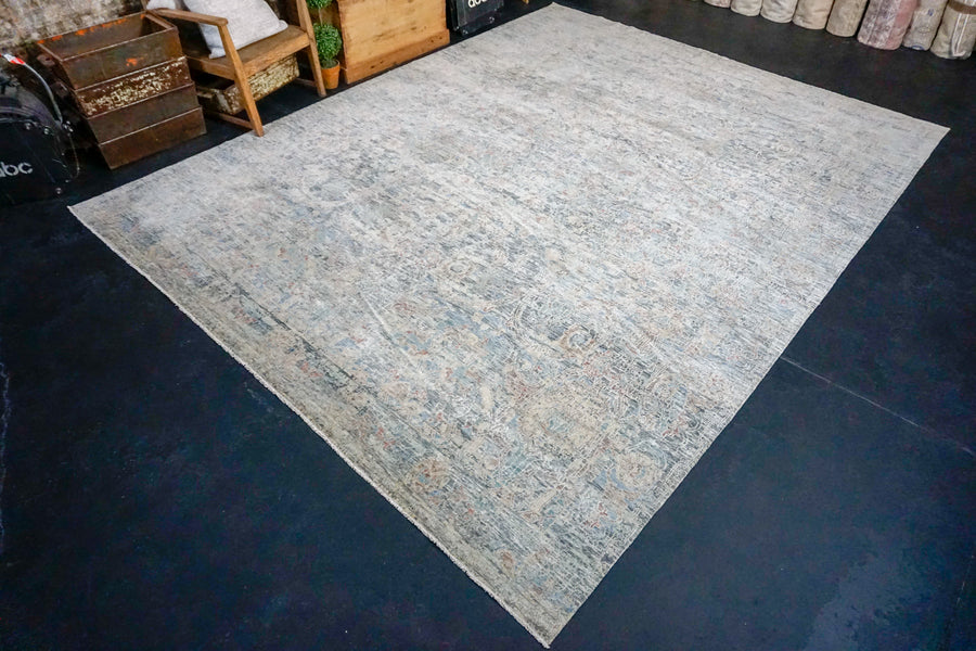 9 x 12 Vintage Safiveh Design Silk & Wool Carpet Powder Blue, Cream, Rose, Silver