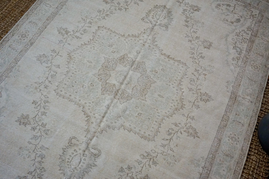 6’8 x 9’7 Vintage Oushak Rug Muted Sea Green & Beige Carpet
