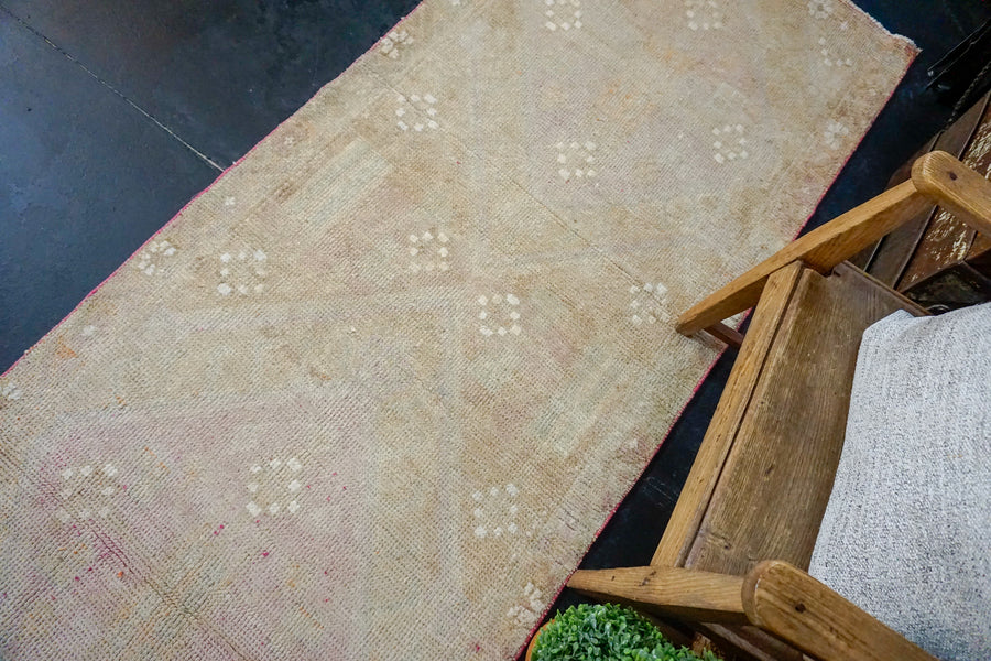 3’ x 12’5 Vintage Herki Runner Beige + White
