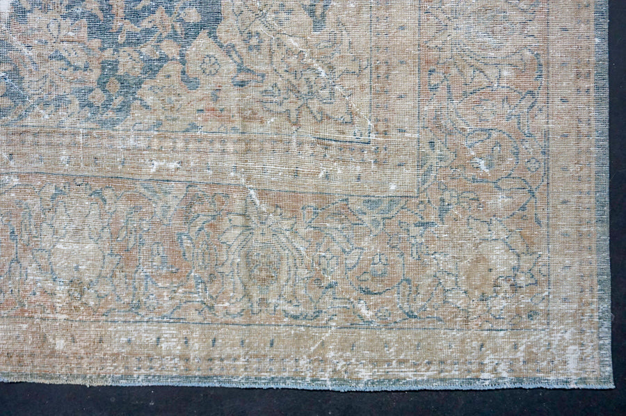 10’2 x 14’ Classic Antique Carpet Muted Greige, Denim & Copper SB