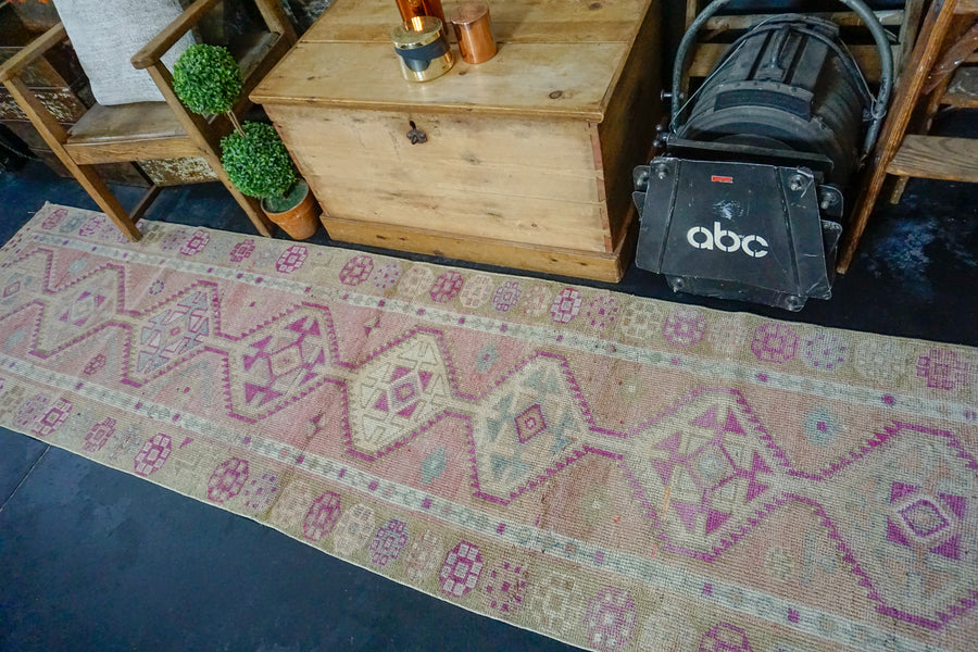 2’6 x 10’5 Vintage Herki Runner Pink + Beige