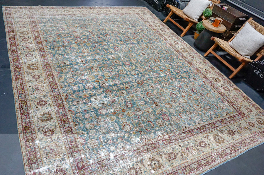 9’7 x 12’3 Classic Antique Carpet Muted Turquoise, Bone Gray & Violet SB