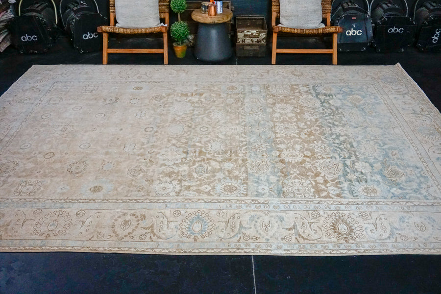8’7 x 11’10 Classic Vintage Rug Muted  Blues, Camel + Cream 60’s Carpet