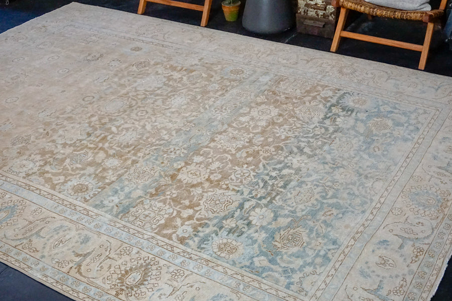 8’7 x 11’10 Classic Vintage Rug Muted  Blues, Camel + Cream 60’s Carpet