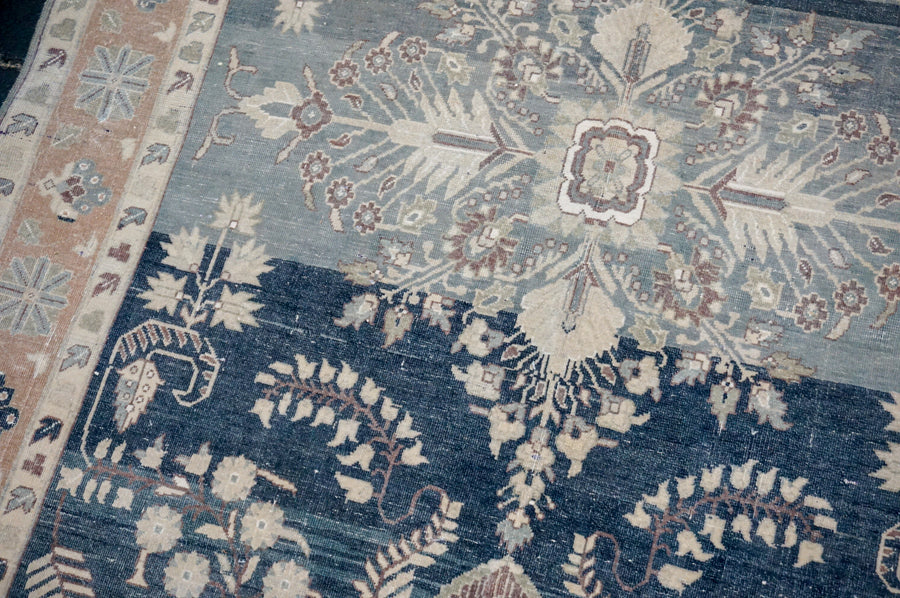 5’2 x 7’3 Classic Vintage Rug Dark Blue, Gray & Beige SB