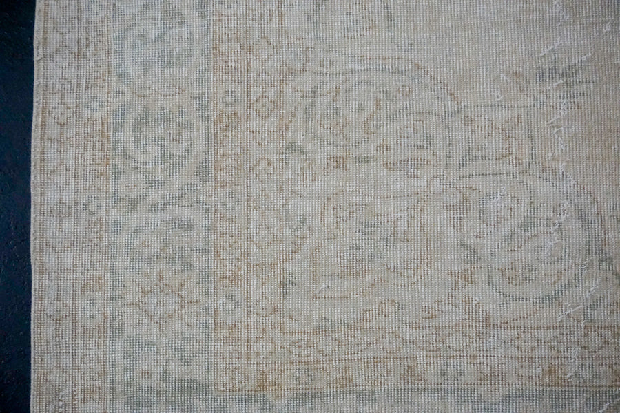 6’10 x 10’2 Vintage Oushak Rug Creamy Beige and Green Carpet