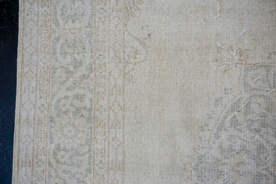 6’10 x 10’2 Vintage Oushak Rug Creamy Beige and Green Carpet