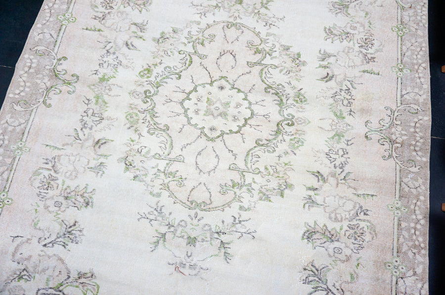 6’4 x 9’9 Vintage Oushak Rug Kelly Green, Blush Pink, Mocha & Cream