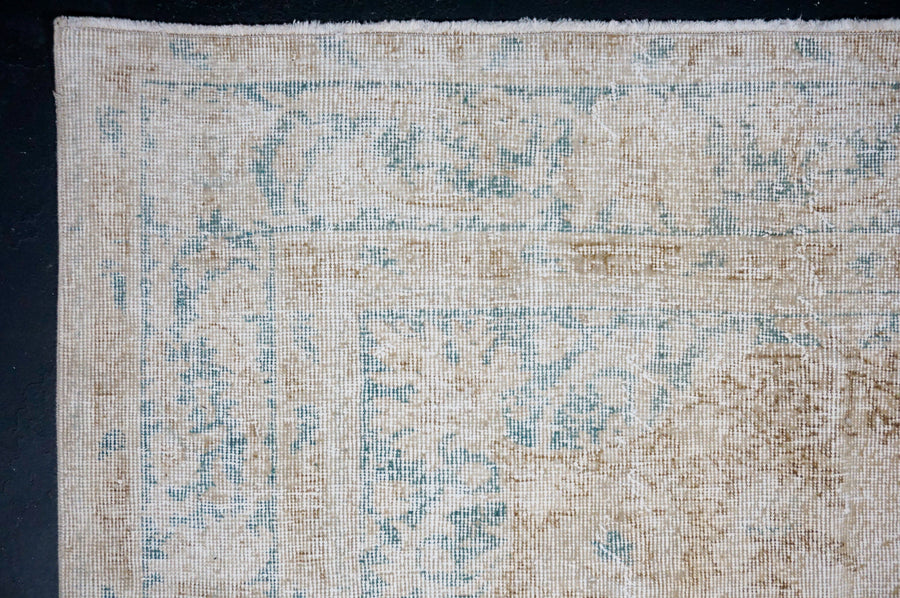 7’9 x 11’4 Vintage Oushak Rug Muted Beige & Turquoise Blue HTF
