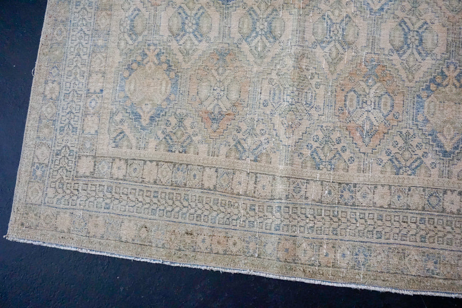 4’2 x 5’8 Classic Vintage Rug Muted Yellow, Blue + Green Carpet SB