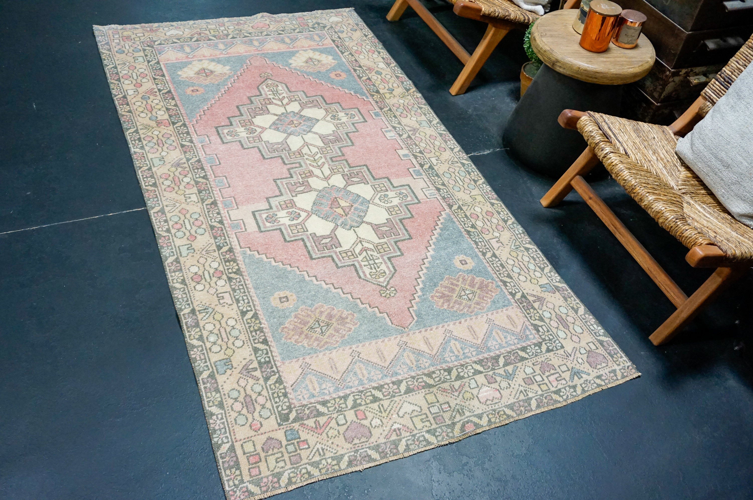 3’10 x 6’11 Vintage Oushak Rug Muted Beige, Blue + Pink '4401 Linda's Barn