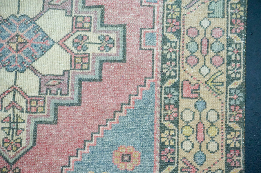 3’10 x 6’11 Vintage Oushak Rug Muted Beige, Blue + Pink