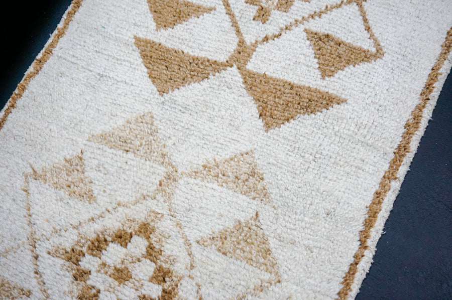 3’3 x 10'10 Vintage Herki Runner Cream & Light Brown