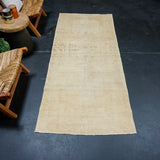 3’1 x 7’4 Classic Vintage Runner Muted Camel Beige + Brown