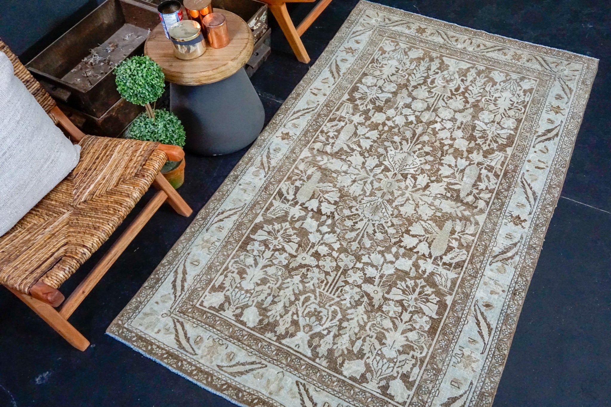4’ x 7’ Classic Vintage Rug Muted Beige, Brown + Sage-Gray Carpet '3706 Linda's Barn