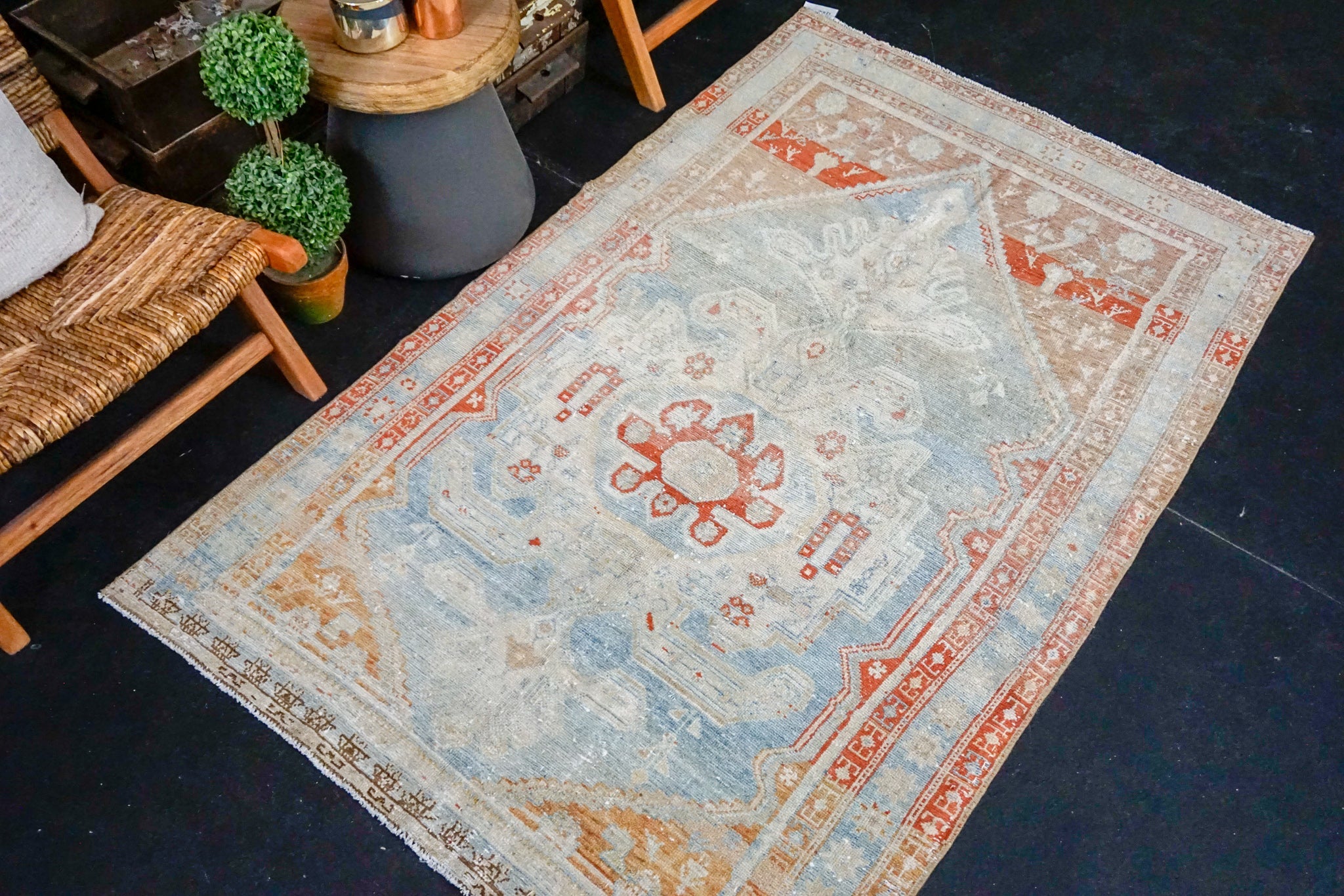 4’2 x 6’7 Classic Vintage Rug Muted Blue, Red + Gray Carpet '3807 Linda's Barn