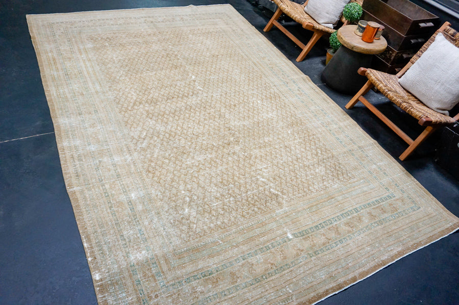 6’10 x 10’7 Classic Vintage Rug Muted Camel Brown, Sea & Turquoise Blue