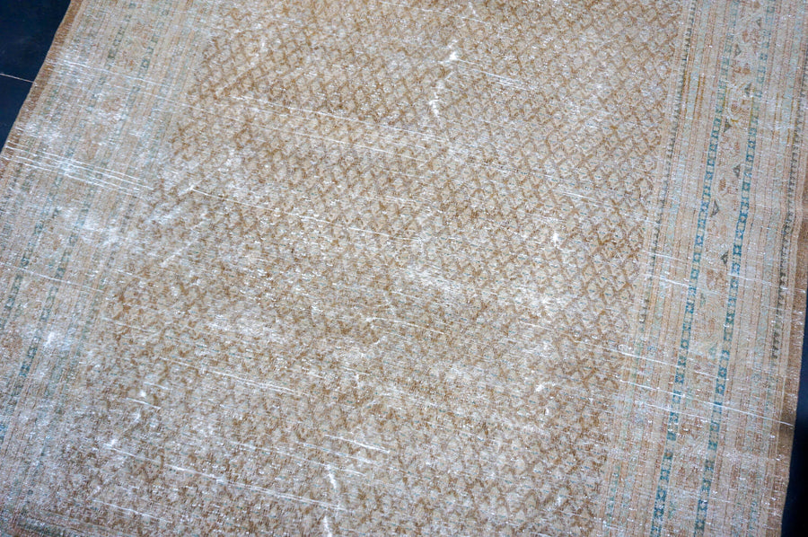 6’10 x 10’7 Classic Vintage Rug Muted Camel Brown, Sea & Turquoise Blue