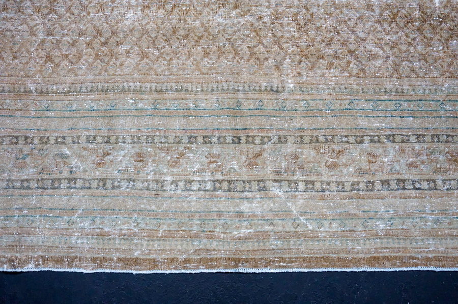 6’10 x 10’7 Classic Vintage Rug Muted Camel Brown, Sea & Turquoise Blue