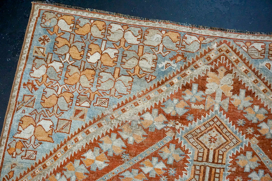 5’ x 9’ Classic Vintage Rug Muted Salmon, Copper + Blue Carpet
