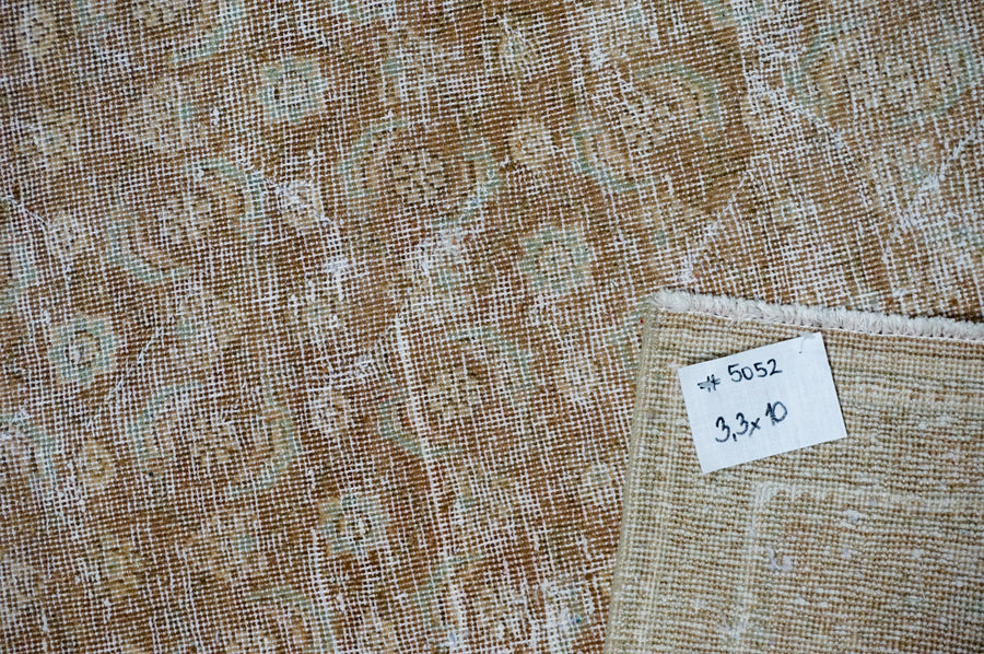 3’3 x 10’ Classic Vintage Runner Muted Camel Beige & Sage Green