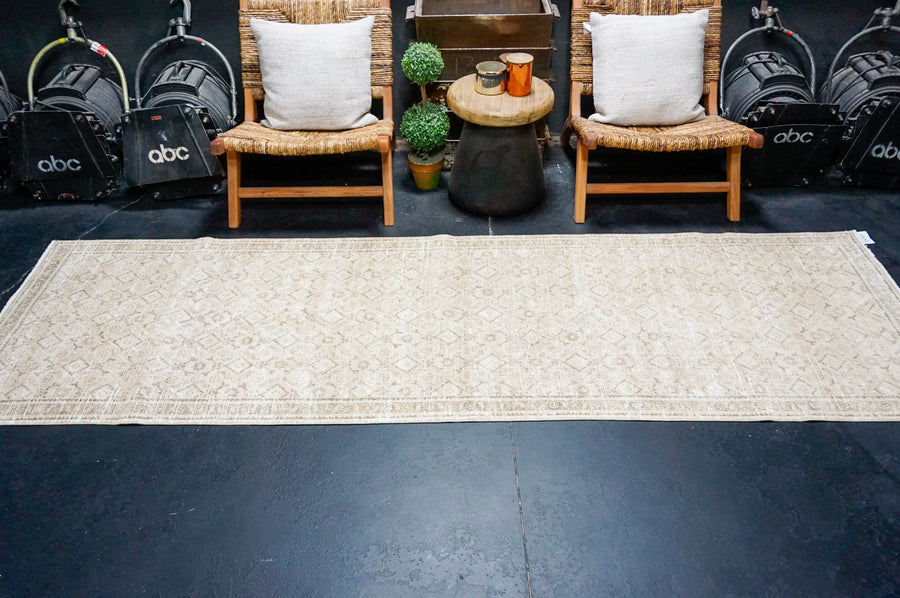 3’3 x 10’1 Classic Vintage Runner Muted Beige, Dark Taupe & Sage