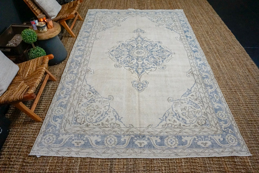 6’4 x 10’2 Vintage Oushak Rug Muted Navy Blue and Cream Carpet