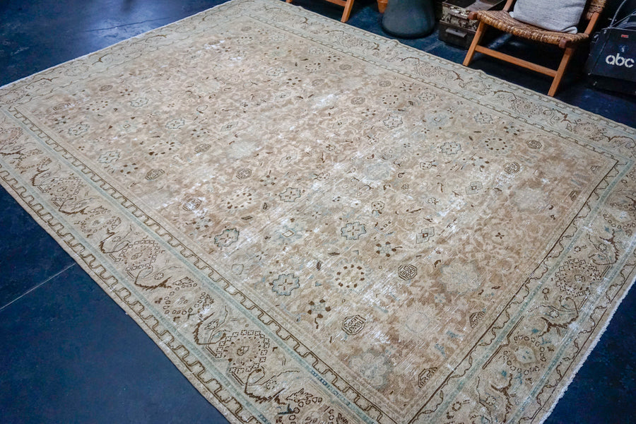 9’ x 12’1 Classic Vintage Rug Muted Mocha, Brown + Green