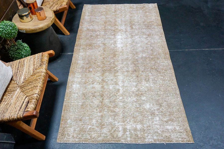 3’6 x 6’9 Classic Vintage Rug Muted Camel Beige, Tawny Brown & Green SB