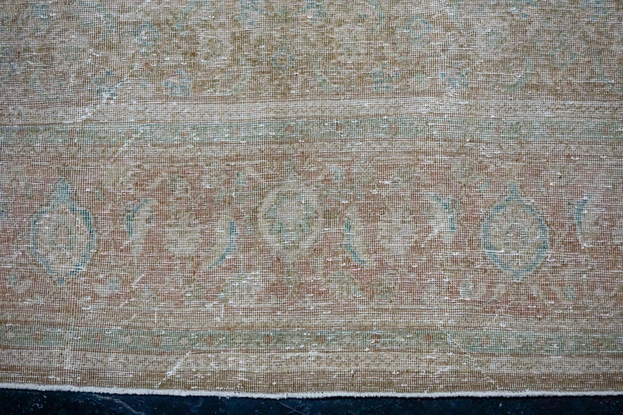 9’10 x 13’1 Classic Vintage Rug Gray, Olive, Plum & Blue