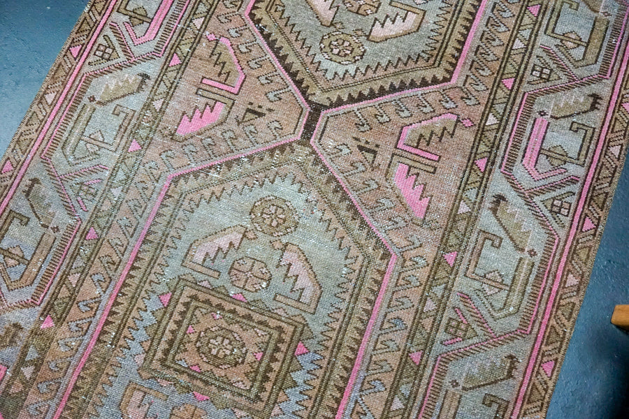 3’4 x 10’2 Classic Vintage Runner Brown, Periwinkle + Pink