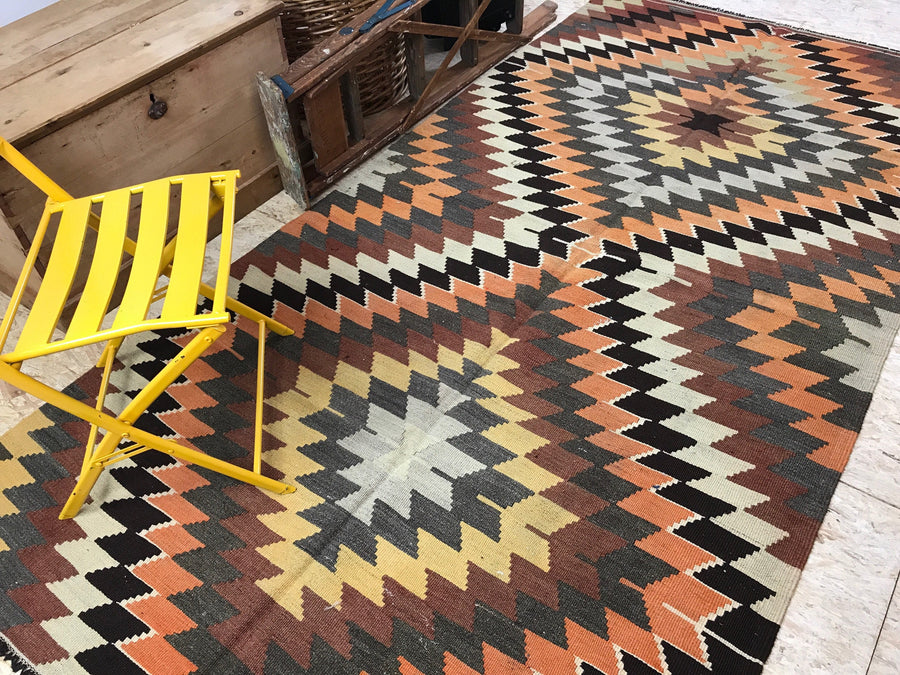 5 X 10 Vintage Turkish Kilim Earth Tones Geometric Navajo ish